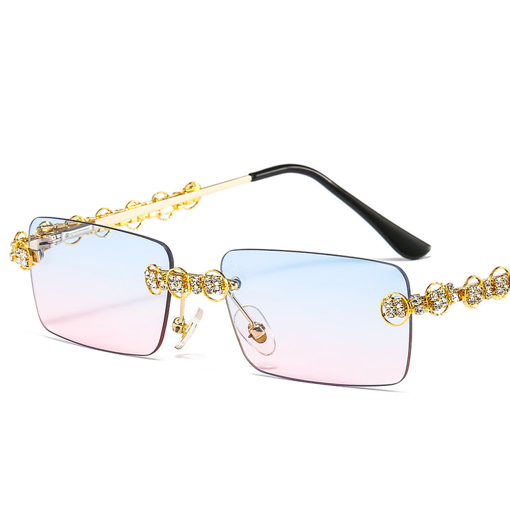 Damen Designer-Sonnenbrille mit funkelndem Rahmen und rechteckigem Glas Karnz
