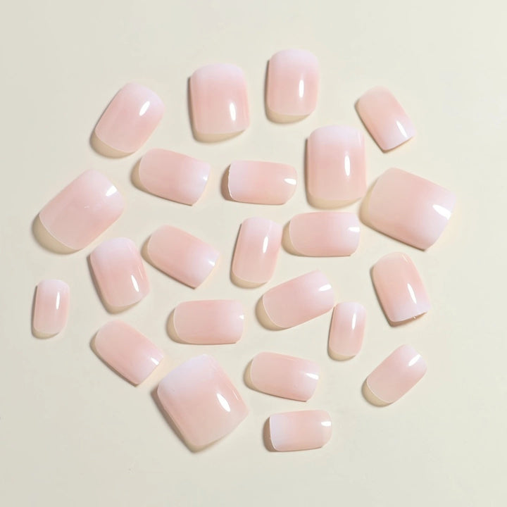Glänzendes Press-On Nagelset Karnz