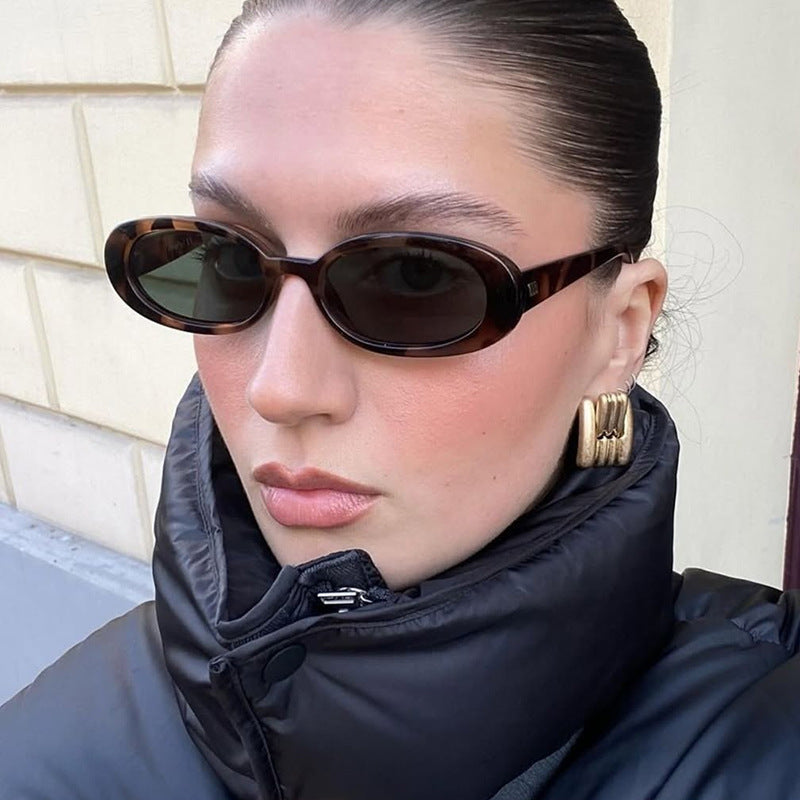 Damen modische Sonnenbrille im eleganten Schildkrötendesign Karnz