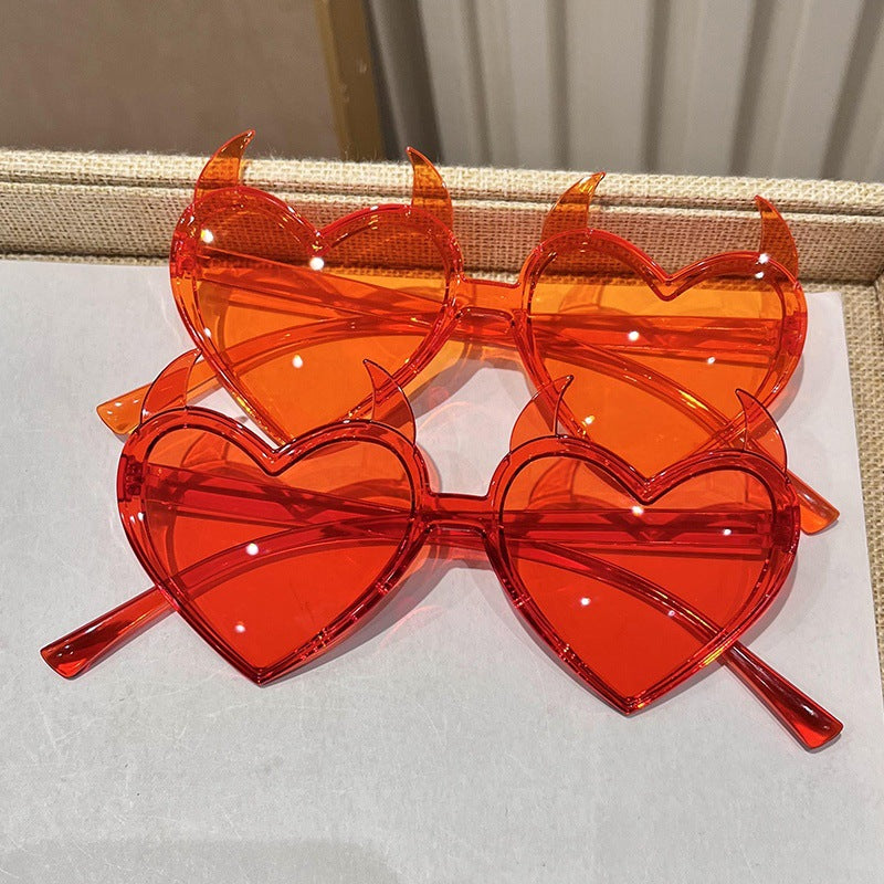 Damen kreative Herzform Sonnenbrille Karnz