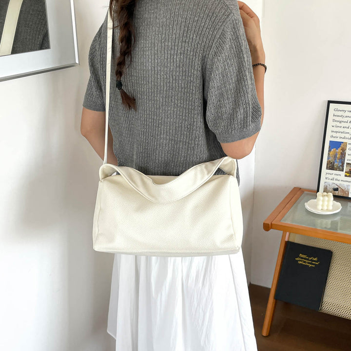 Zeitgenössische Clutch-Tasche