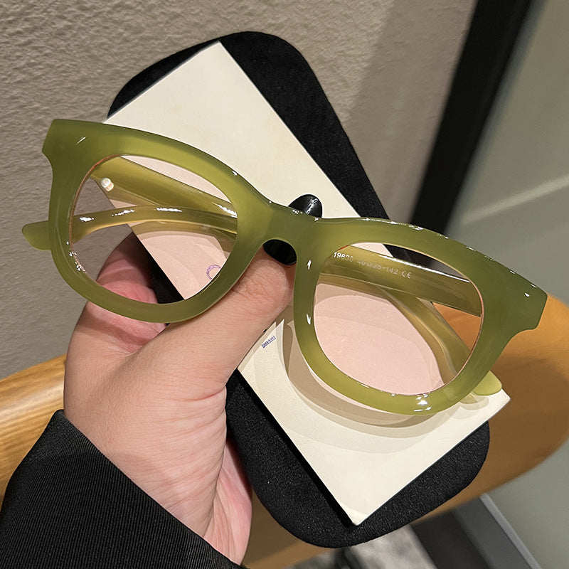 Damen stilvolle runde Sonnenbrille mit robustem Rahmen und schützendem UV-Filter Karnz