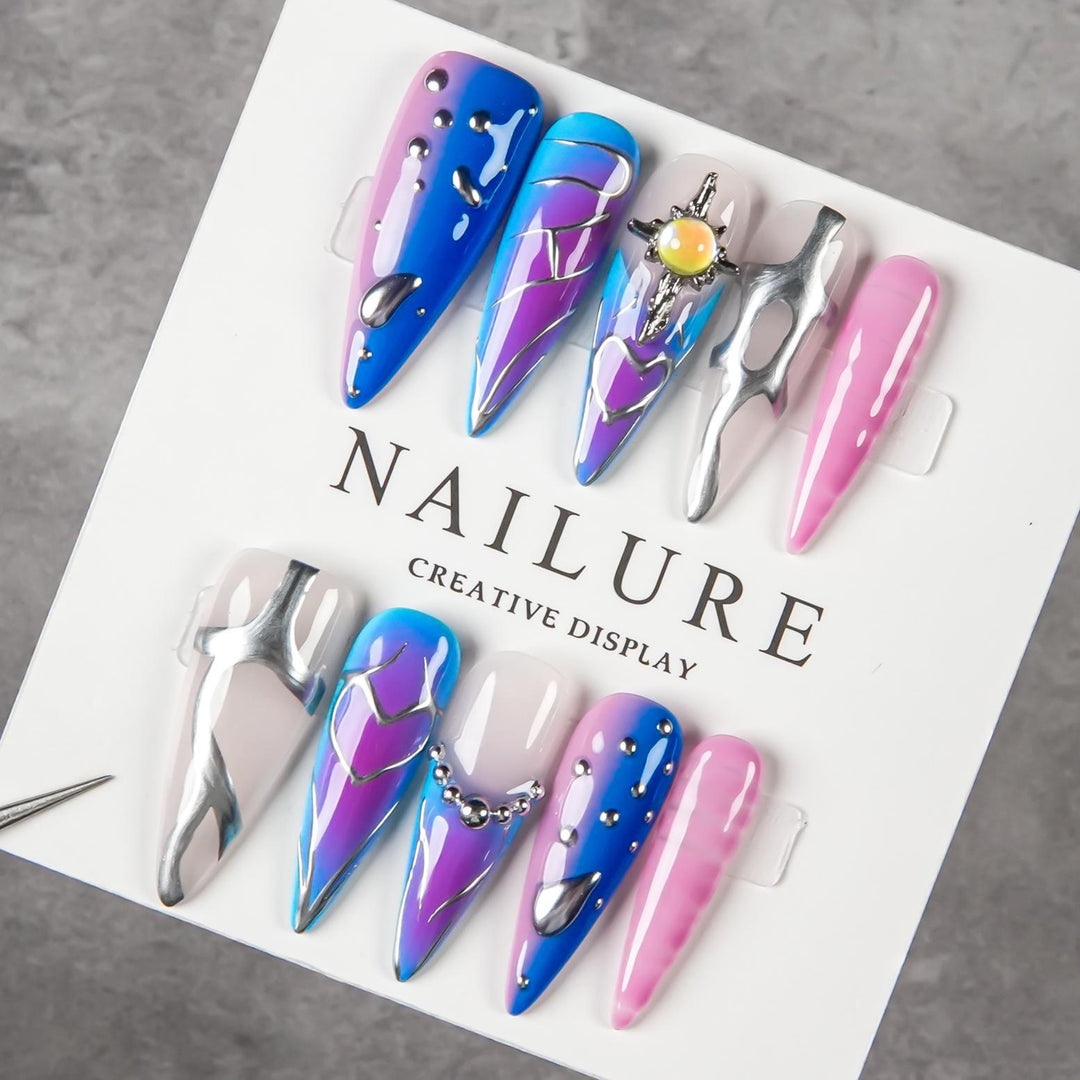Künstlerische dekorative Stiletto Press-On Nägel