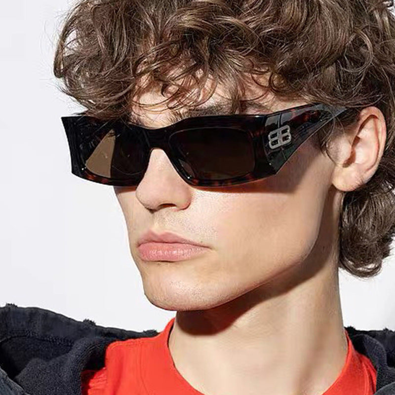 Damen modische Sonnenbrille mit kantigem Rahmen und Polarisierten Gläsern Karnz