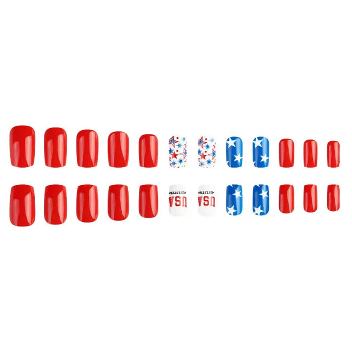 Kreative Kunstnägel mit patriotischem Design Karnz