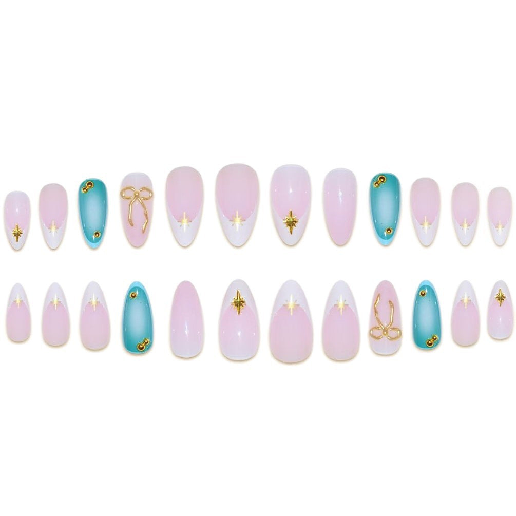 Glamouröse Stiletto-Nagelerweiterungen Karnz