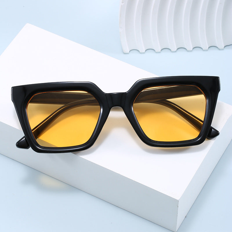 Damen moderne Designer-Sonnenbrille mit transparentem Rahmen Karnz