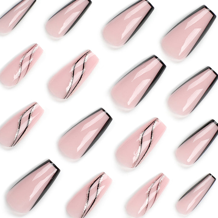 Kunstvolle Nagelverlängerungen mit elegantem Design Karnz
