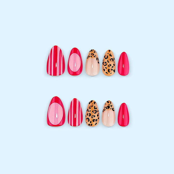 Kunstnägel mit trendigen Leopard- und Streifendekoren Karnz