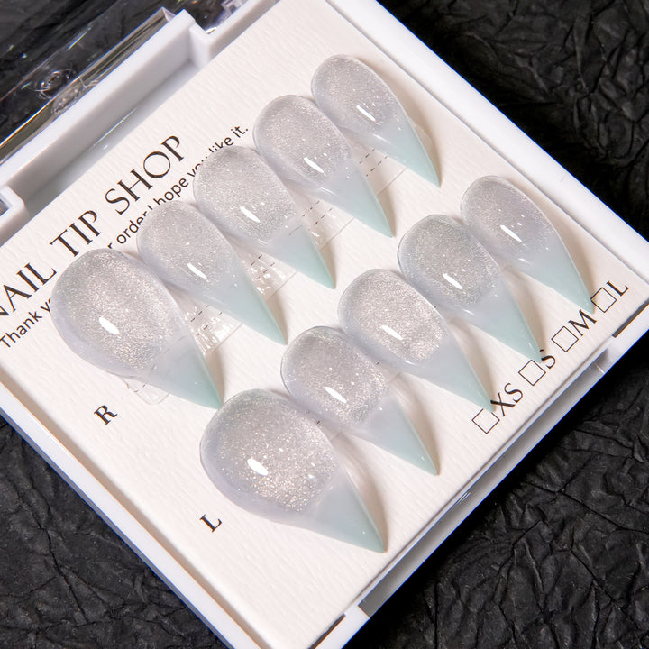 Glänzendes Stiletto Press-On Nagelset