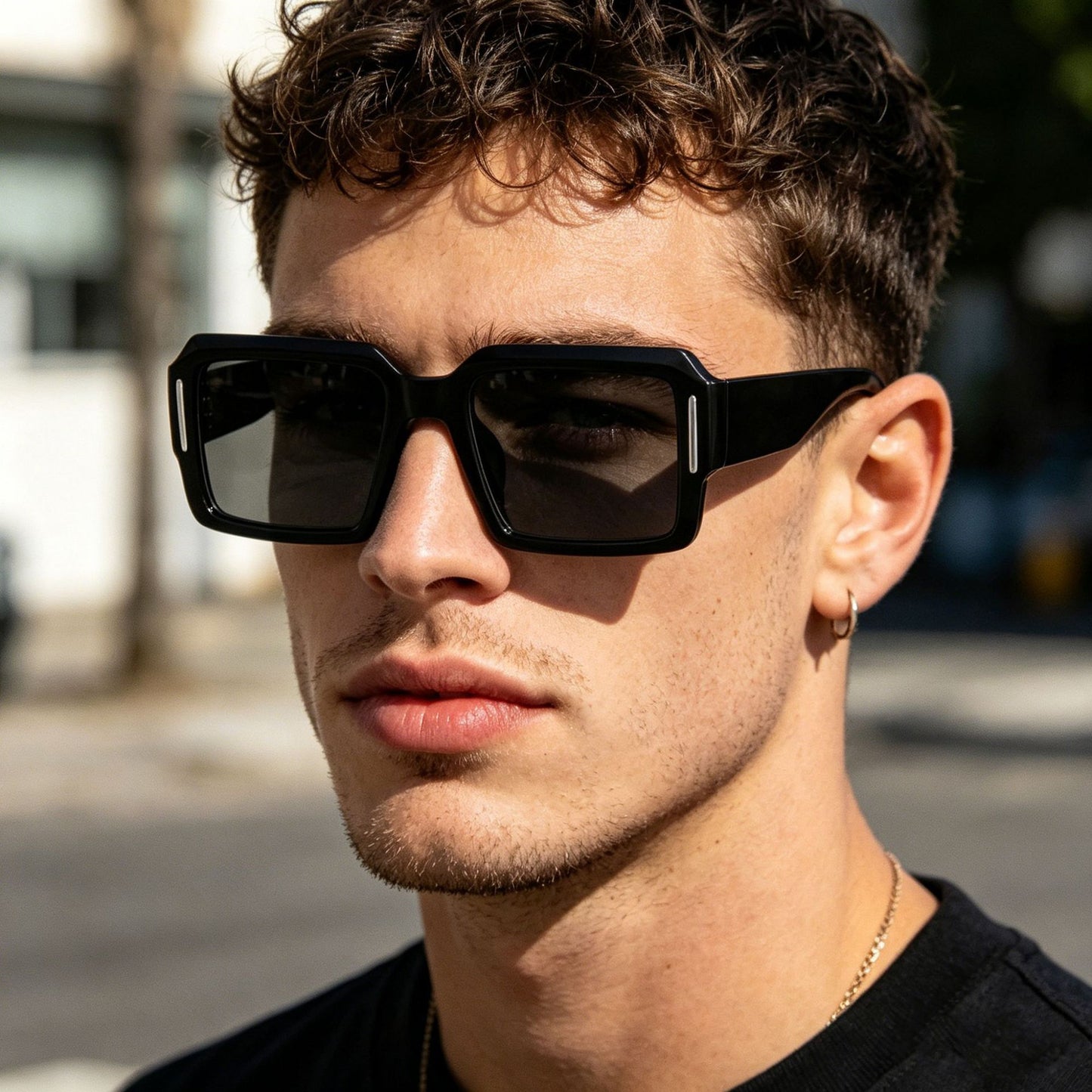 Damen modische quadratische Sonnenbrille mit stylischem Kunststoffrahmen Karnz