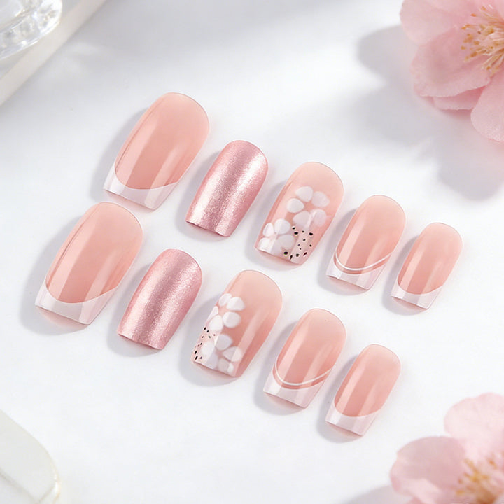 Künstlerisches Press-On-Nageldesign Karnz