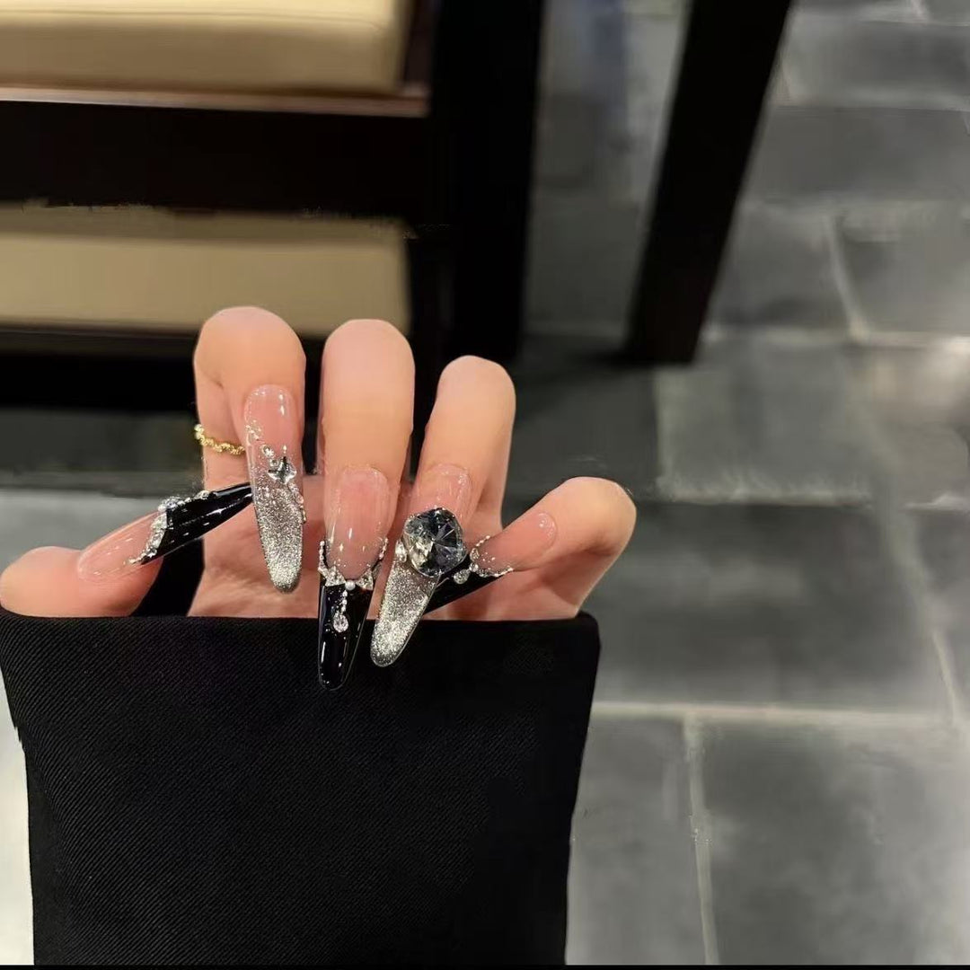 Elegante Stiletto Nagelkunst Verlängerungen Karnz