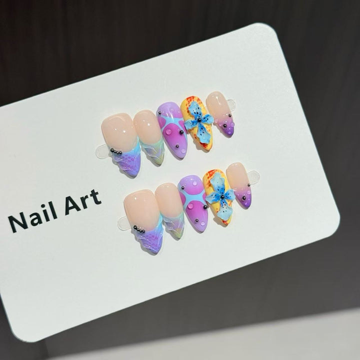 Künstlerisches Schmetterling Press-On Nagelset