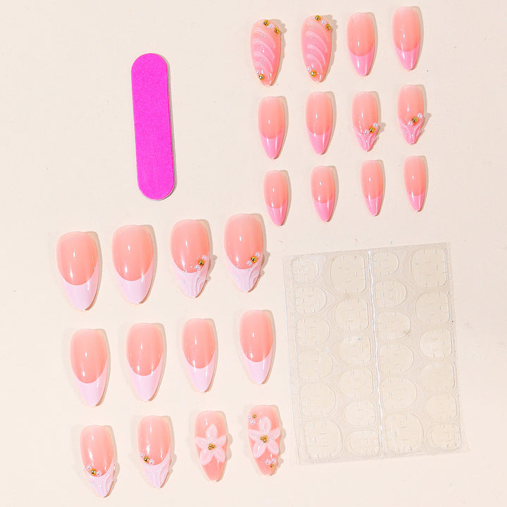 Elegante florale 3D Nagelkunstverlängerungen Karnz
