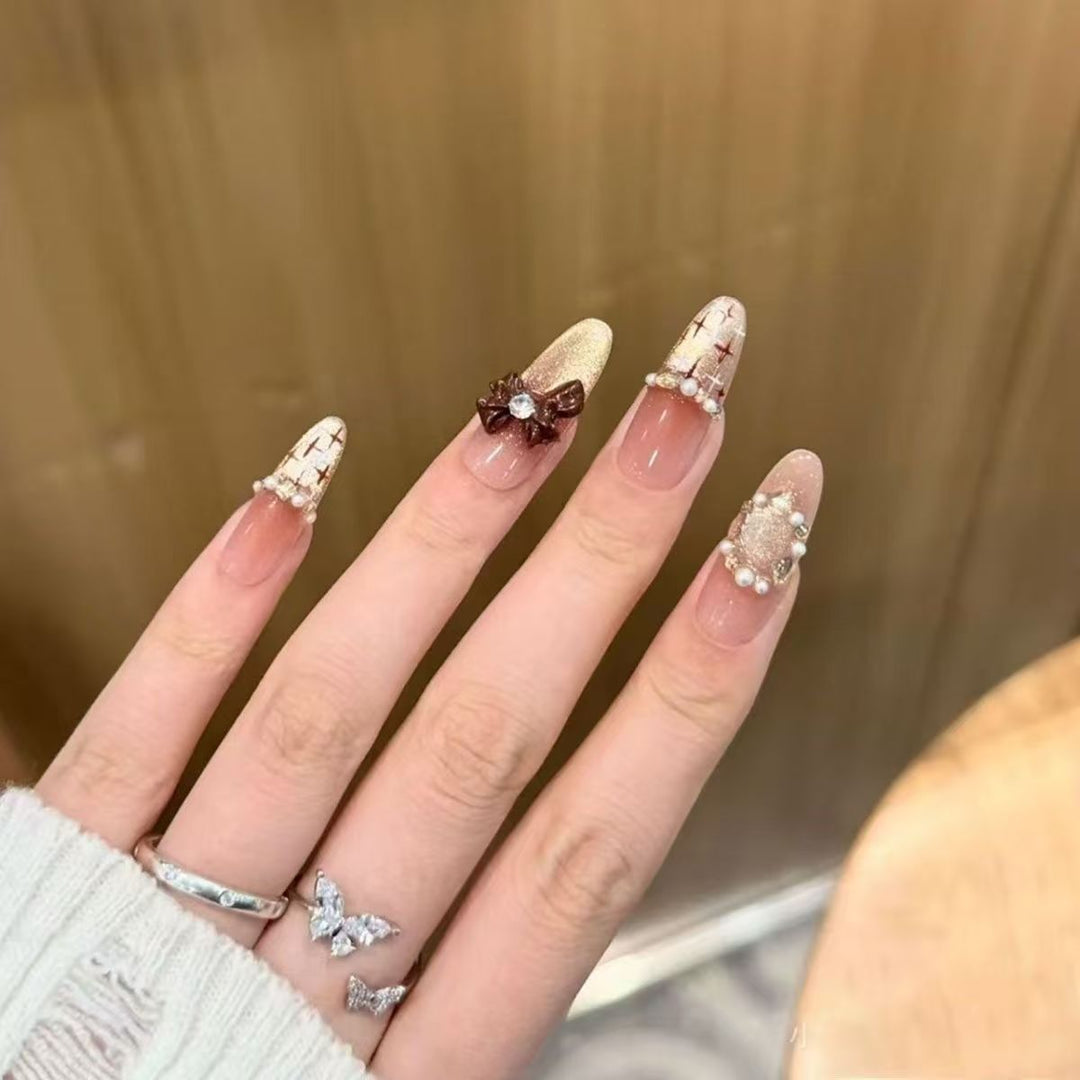 Dekoratives Press-On Nagelset Karnz