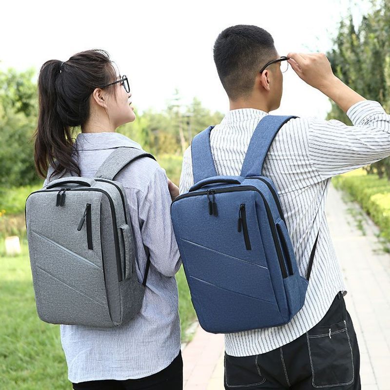 Moderner Vielseitiger Rucksack Karnz