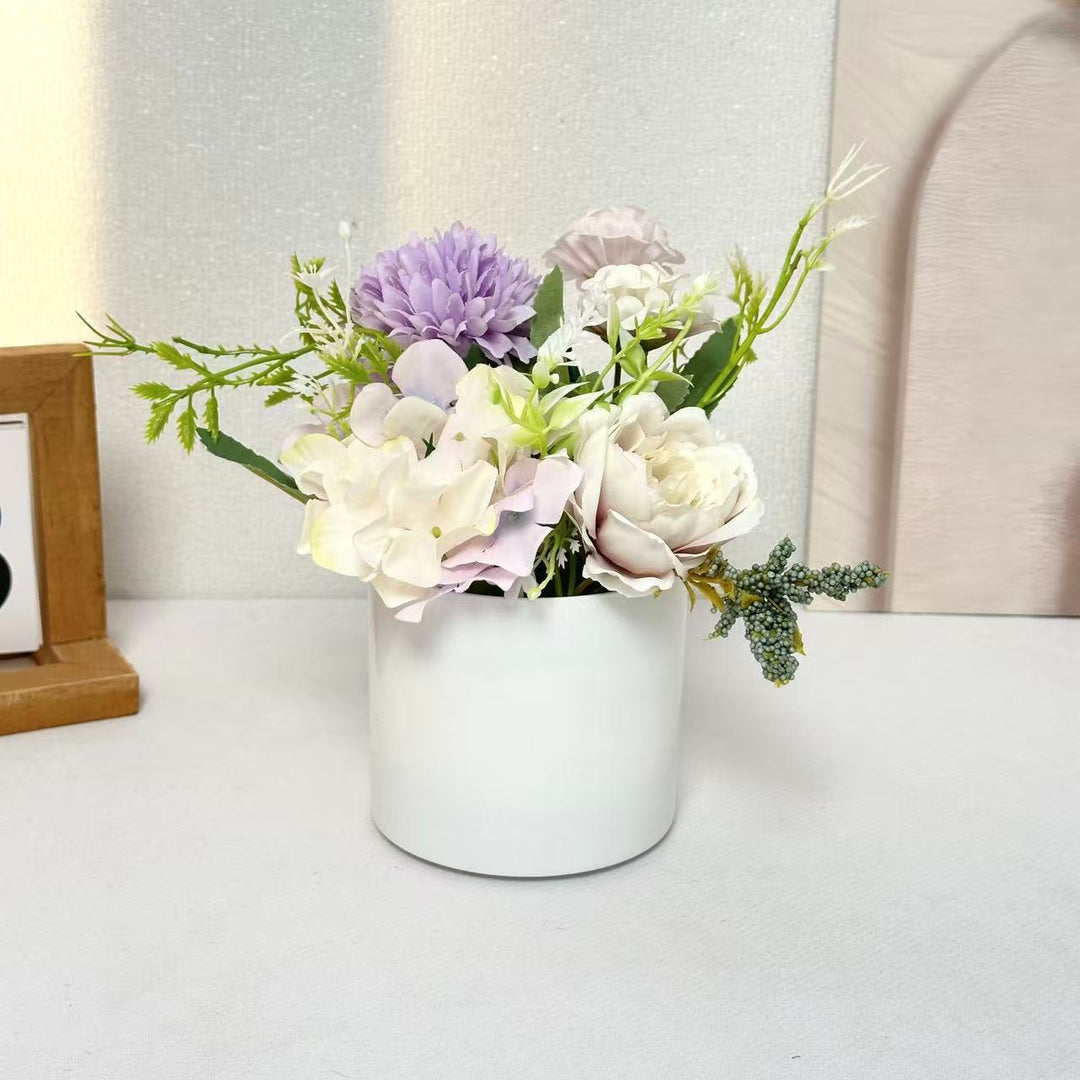Dekoratives Blumenmittelstück für Tischdekoration