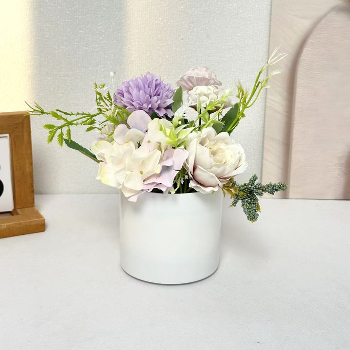 Dekoratives Blumenmittelstück für Tischdekoration