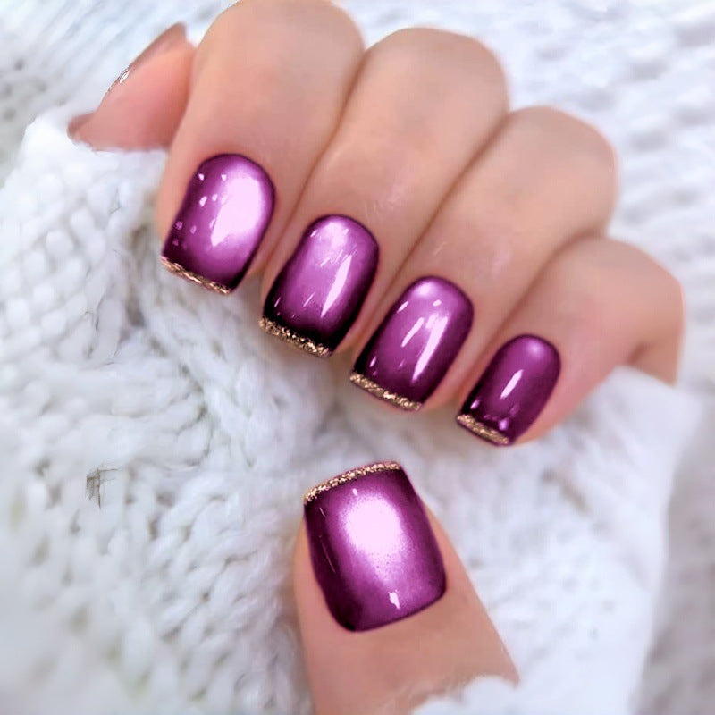 Künstlerisches Press-On-Nagelset mit glänzendem Ombre-Finish Karnz