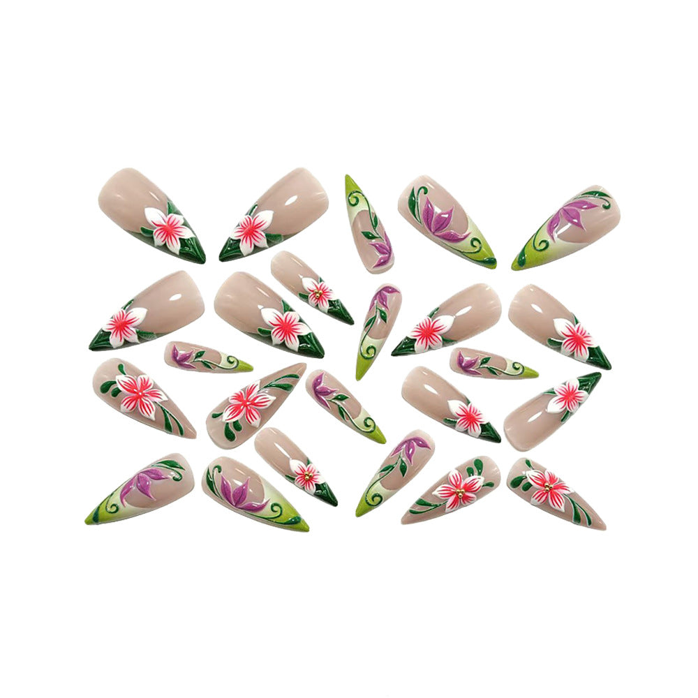 Kunstnägel mit Exquisitem Blumenmuster Karnz