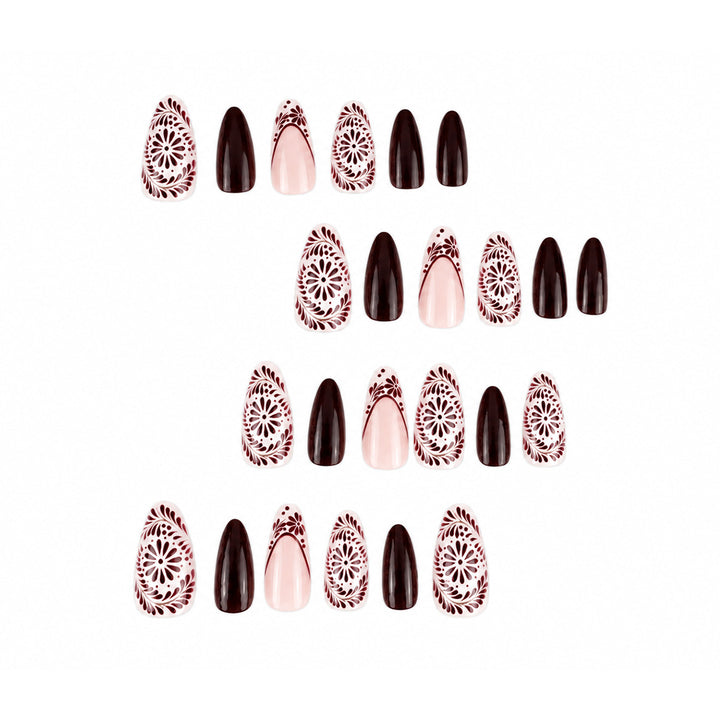 Künstlerisches Press-On Nageldesign