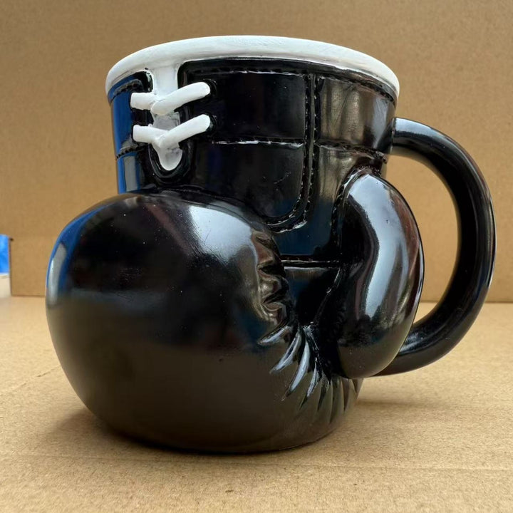 Boxhandschuh-förmige Tasse Karnz