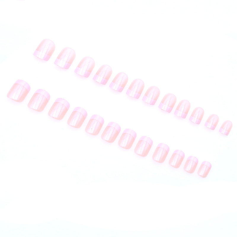 Elegante Französische Spitzen-Gel-Nagelkunst Karnz