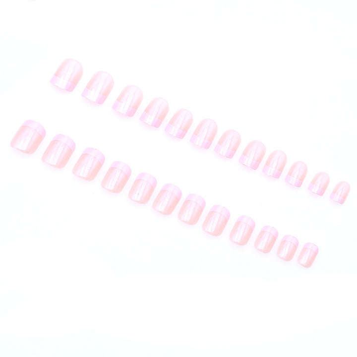 Elegante Französische Spitzen-Gel-Nagelkunst Karnz