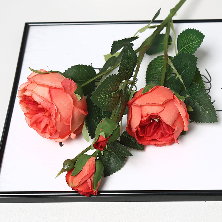 Luxuriöse Seidenrose Blumenarrangement