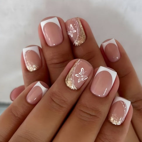 Elegante French Tip Schmetterling Nagelkunst Karnz