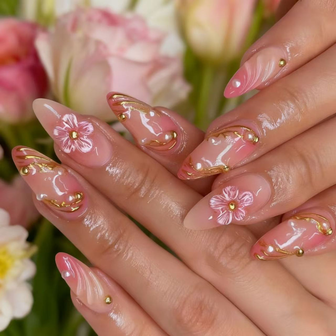 Blumen- und Dekorative Press-On Nagelset Karnz
