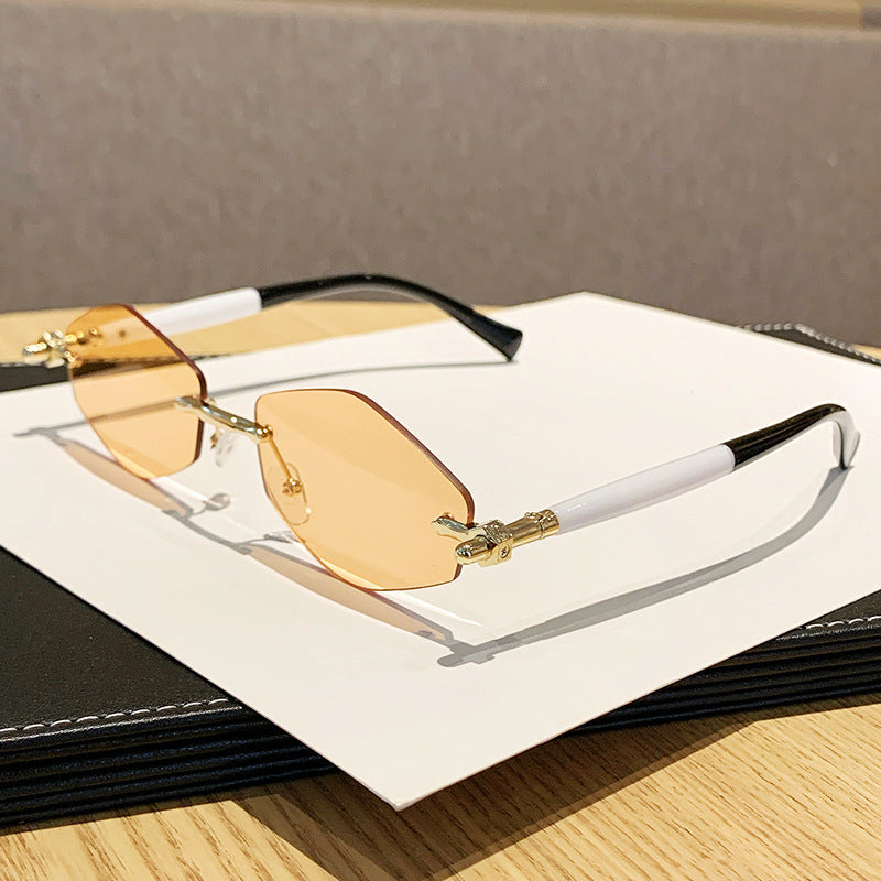 Damen futuristische Sonnenbrille mit übergroßem rechteckigem Rahmen Karnz