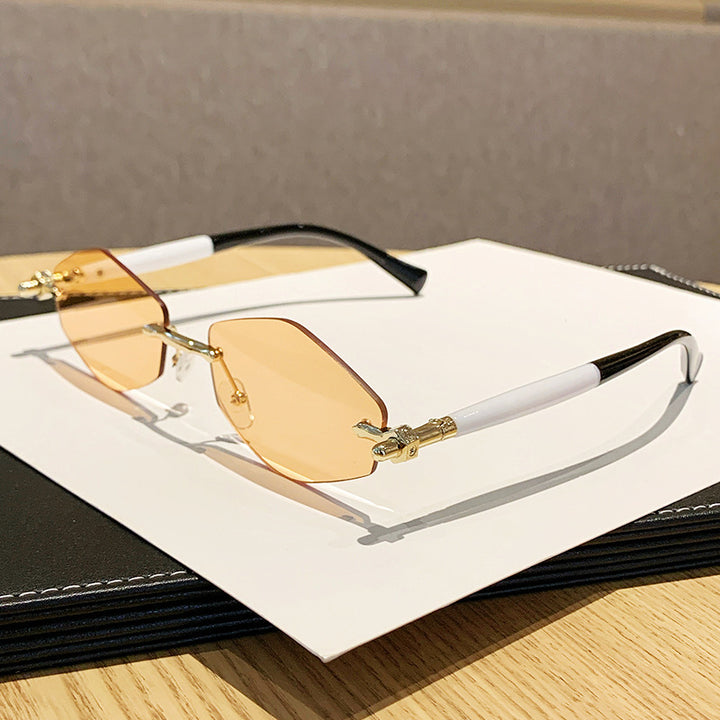 Damen futuristische Sonnenbrille mit übergroßem rechteckigem Rahmen Karnz