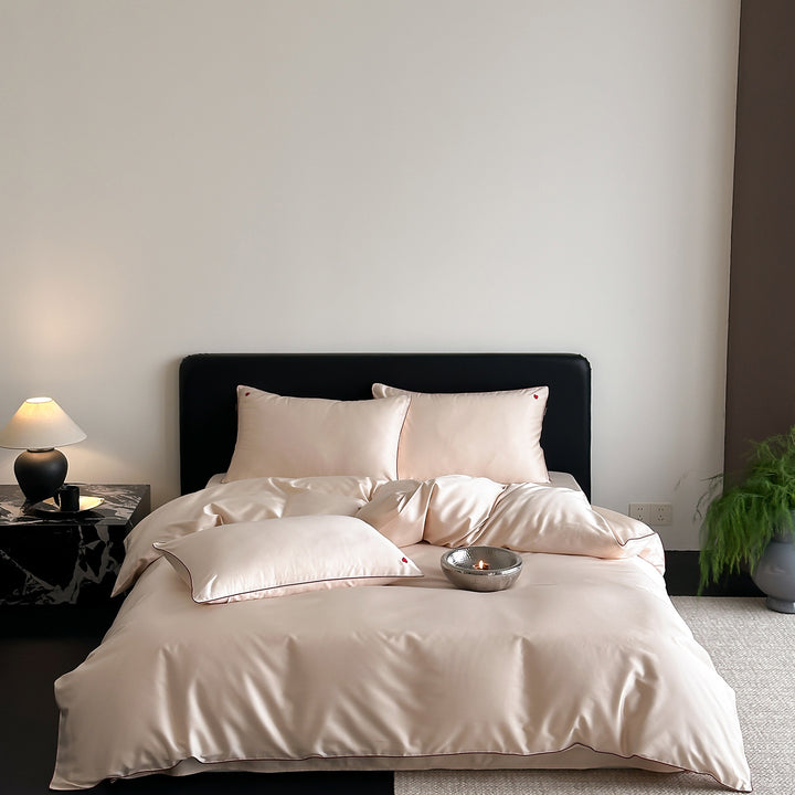 Luxus Satin Bettbezug Set mit kontrastierenden gepipten Kissenbezügen