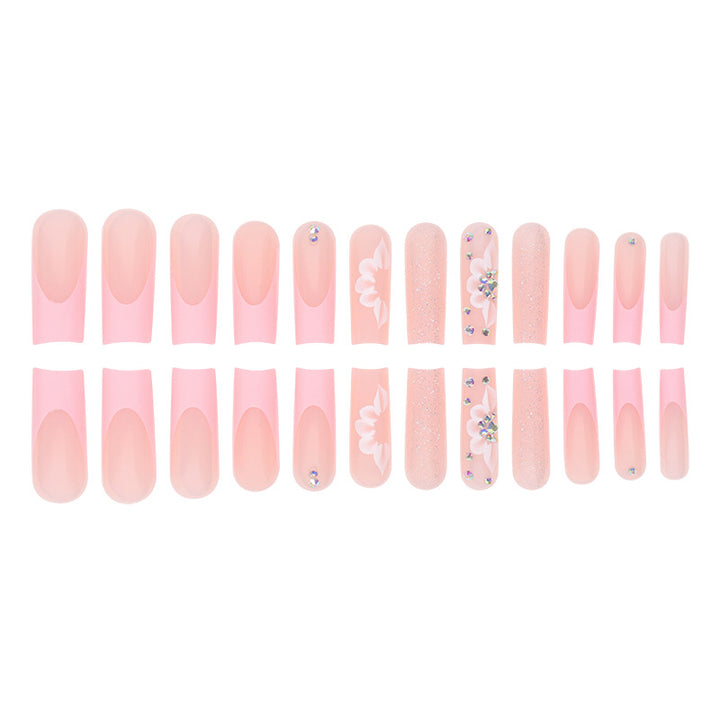 Glamouröses Floral Press-On Nagelset Karnz