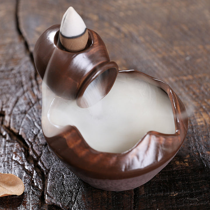 Künstlerischer Rauch-Kaskaden Aromatherapie Räucherstäbchenhalter