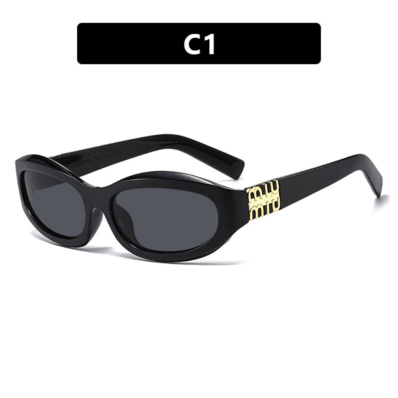 Damen modische Sonnenbrille im geschwungenen Design mit luxuriösen Details Karnz
