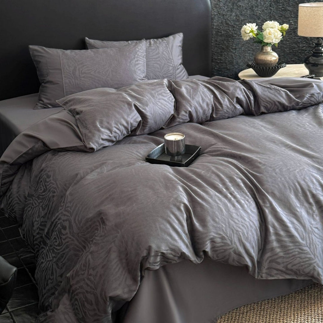 Bettbezug-Set aus Baumwoll-Satin mit dezenter Zebrajacquardstruktur Karnz