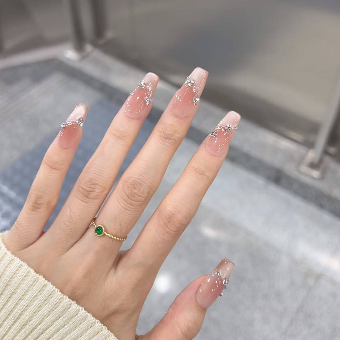 Premium mit Strass veredelte Press-On Nägel Karnz