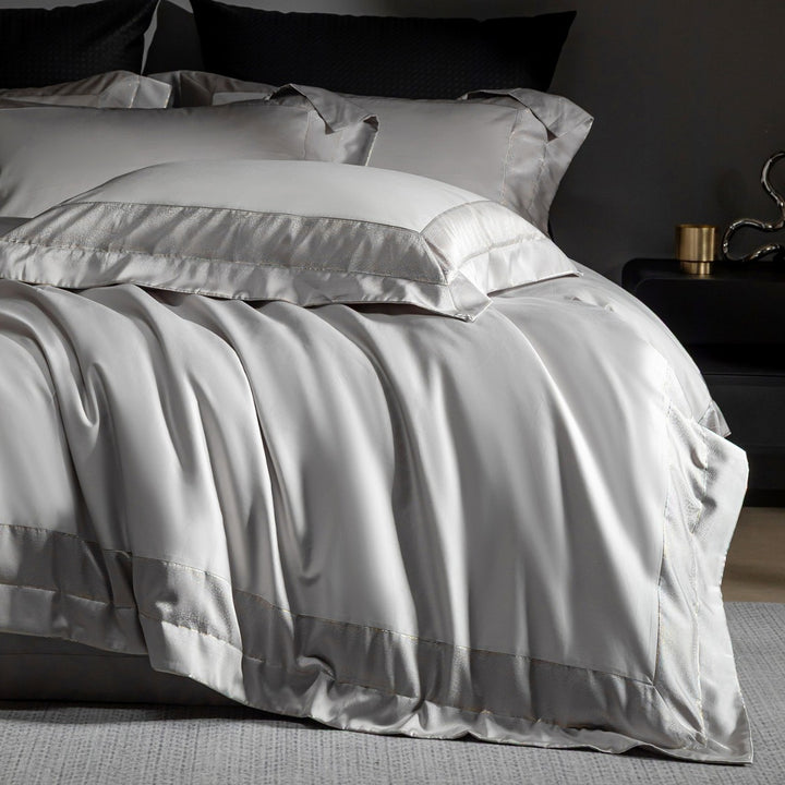 Hotel-Grade Seidiger Satin Bettdeckenset mit verstecktem Verschluss & Eckenbindungen