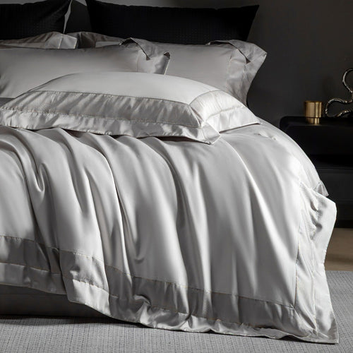 Hotel-Grade Seidiger Satin Bettdeckenset mit verstecktem Verschluss & Eckenbindungen