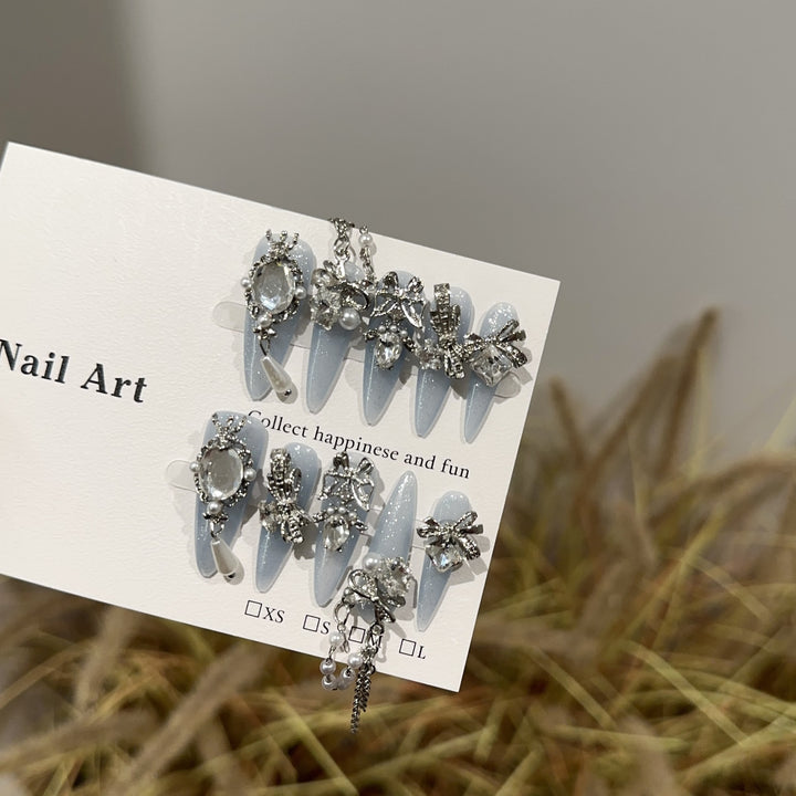Dekoratives Glam Nagelkunst Set