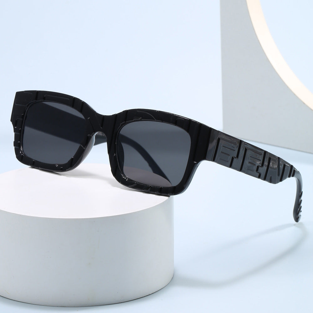 Damen modische quadratische Sonnenbrille mit strukturiertem Rahmen und UV-Schutz Karnz