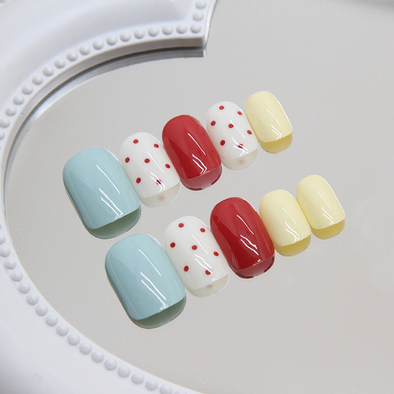 Süßes Pünktchen Nagelkunst Set Karnz