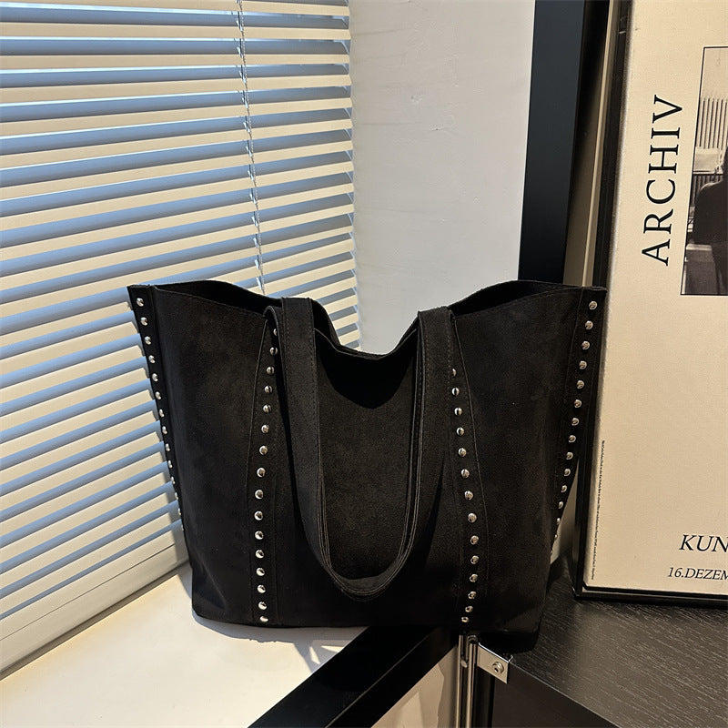 Chic Nieten Wildleder Tote Bag Karnz