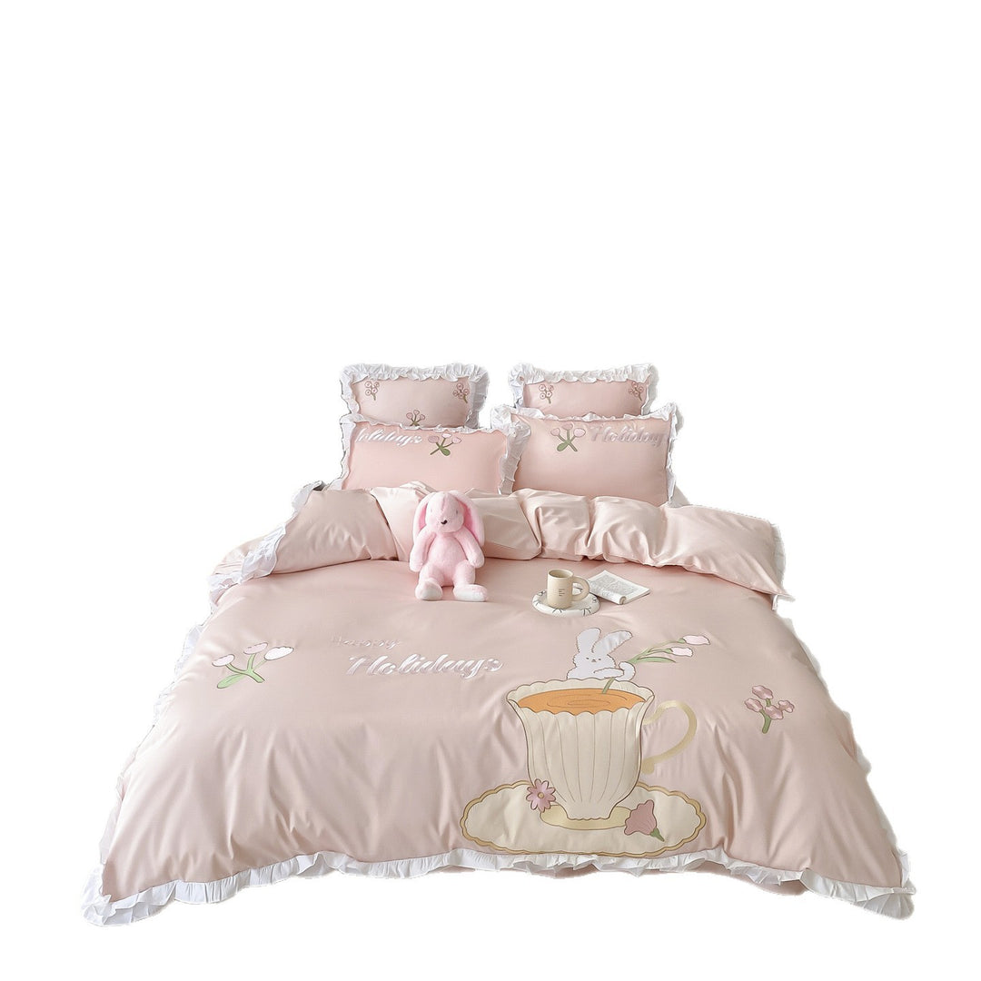 Rüschensatin-Duvetbezug-Set mit besticktem Hasen- und Teetassenmotiv