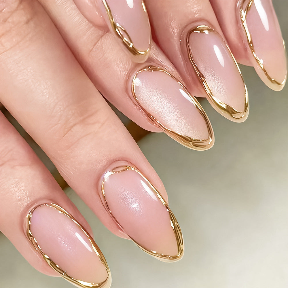 Chic Gold-Trimmed Gellack Set Karnz