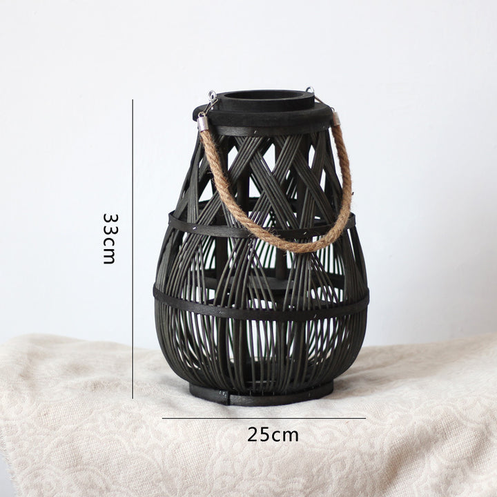 Handgefertigte Rattanlaterne Karnz