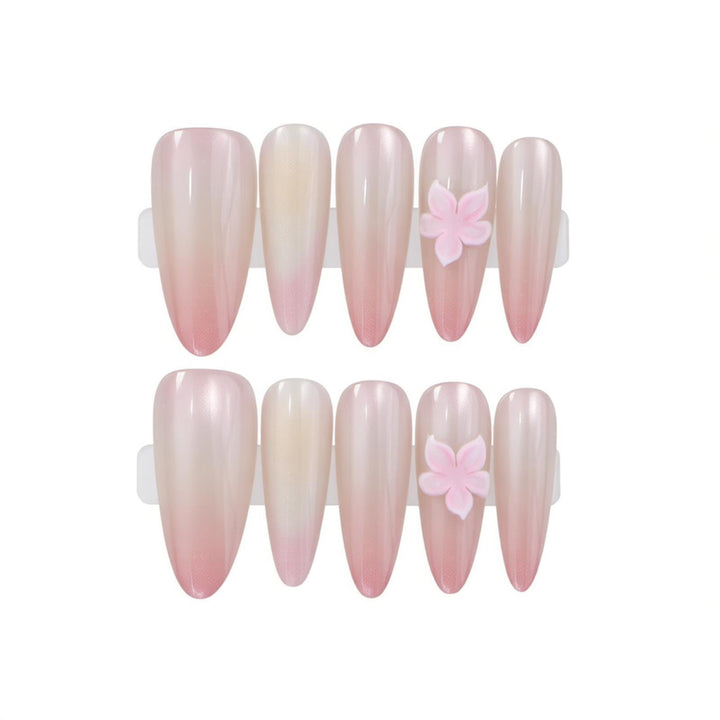 Elegantes Press-On-Nagel-Set mit floralen Akzenten Karnz